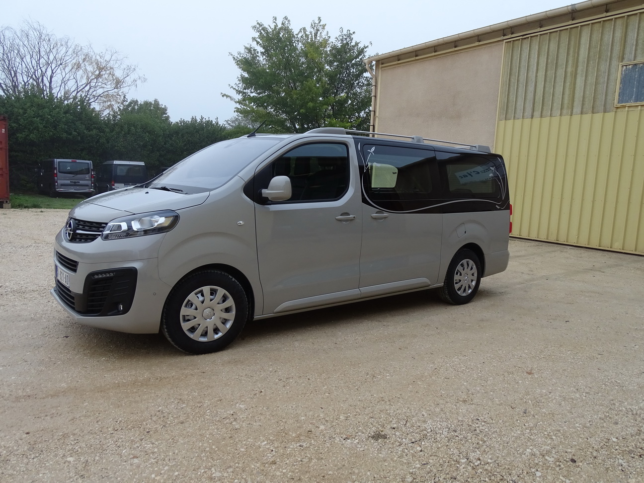 corbillard apres mise biere opel vivaro