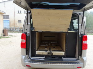 corbillard apres mise biere opel vivaro