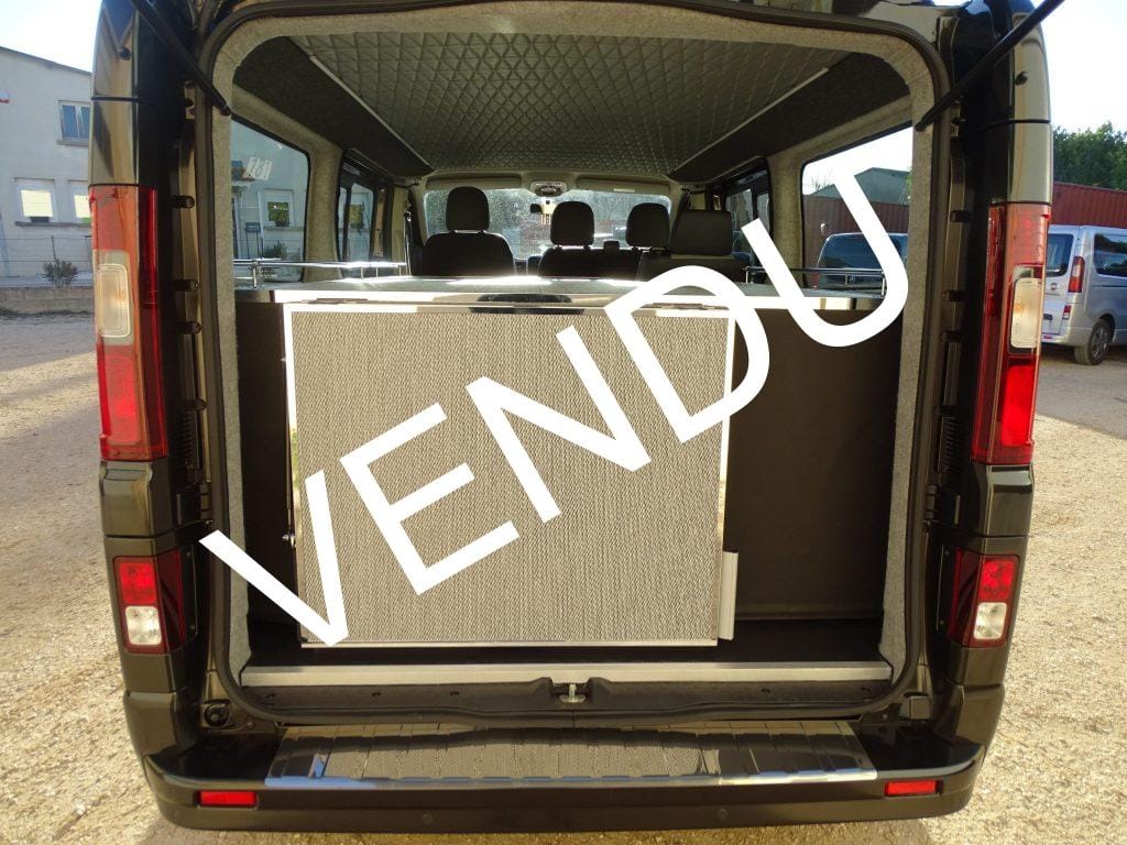 Corbillard Renault Neuf