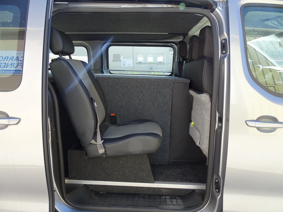 Corbillard Opel Vivaro