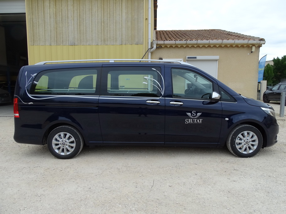 Corbillard mixte Mercedes Vito bleu