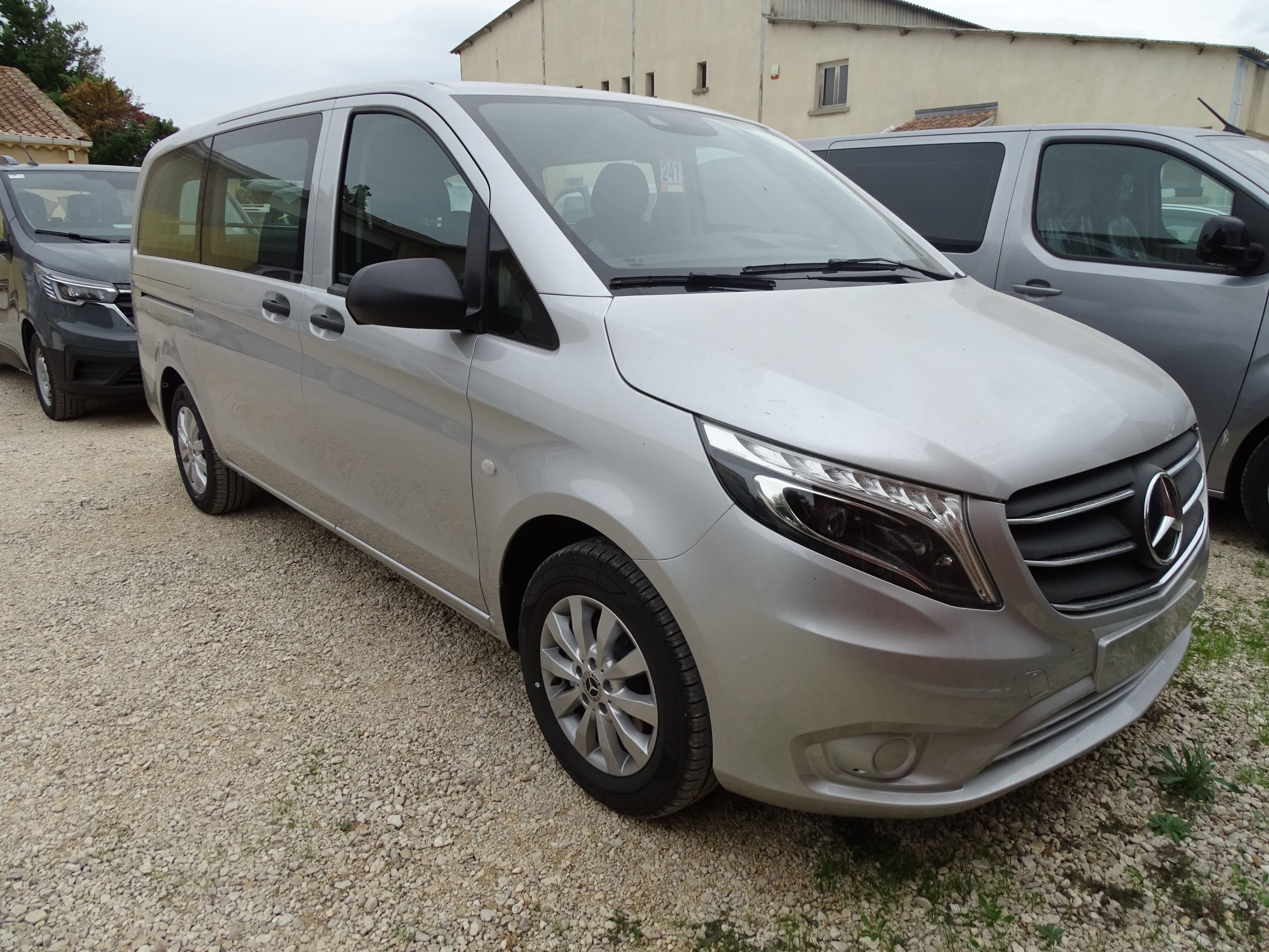 Corbillard Mercedes Vito