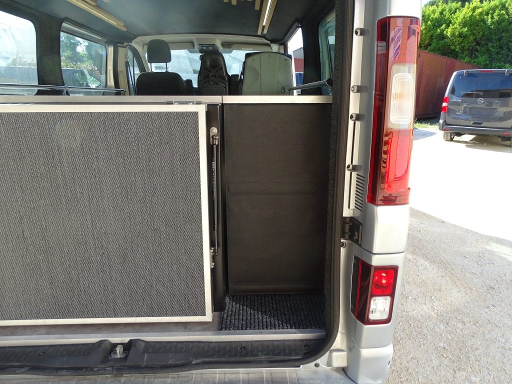 Corbillard Nissan Primastar