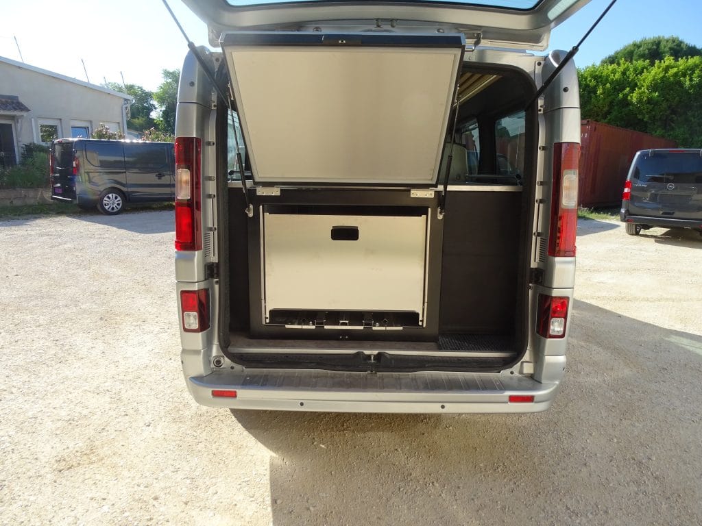 Corbillard Nissan Primastar