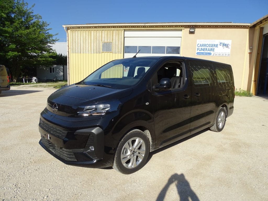 Véhicule funéraire mixte OPEL VIVARO